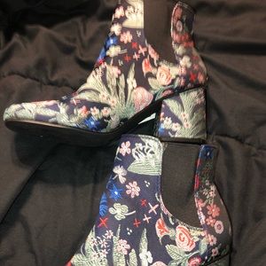 Floral print ankle boots